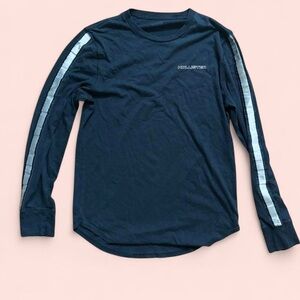 Y2K 2000’s Hollister Original Navy Long Sleeve Shirt w/ Reflective Gray Details